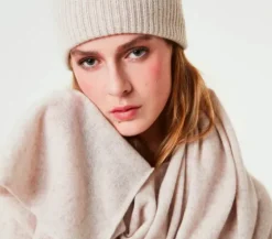 New Davida - iso cashmerehuivi, light beige Huivit Ja Kaulurit