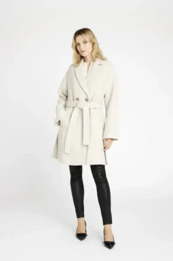 Outlet Edel villakangastakki, beige-valko Ulkotakit Ja -Liivit