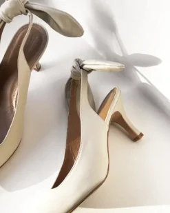 Outlet - Franchesca Bow korkokengät, creme Korkokengät Ja Ballerinat