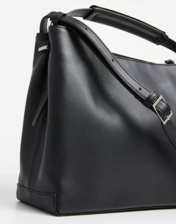 - Harper grande handbag, black Laukut