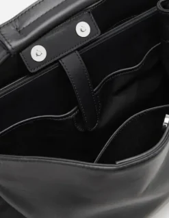 - Harper grande handbag, black Laukut
