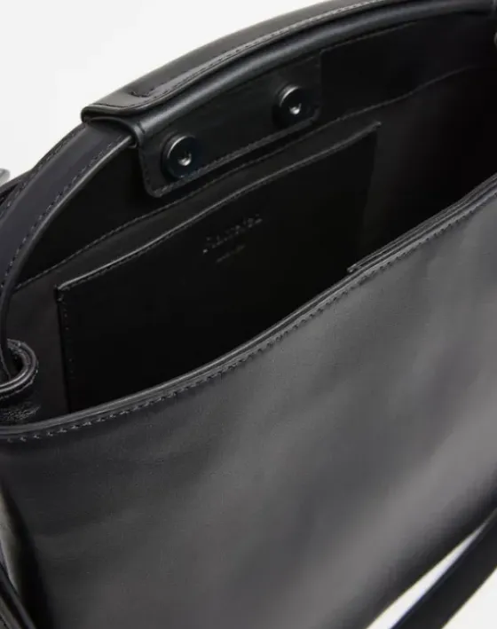 - Harper grande handbag, black Laukut