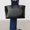 Clearance - Lola tote bag leather, black Laukut