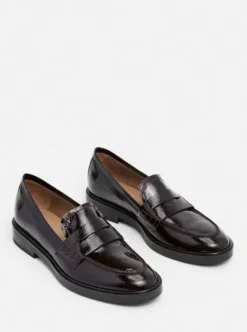 - Sara nahkaloaferit, patent burgundi Tennarit Ja Loaferit