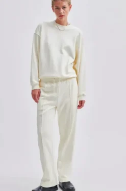 Best - Abadell collegepaita, off white Paidat Ja Topit