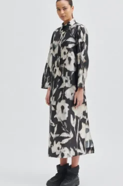 Outlet - Softly paitismekko, Black Mekot Ja Hameet