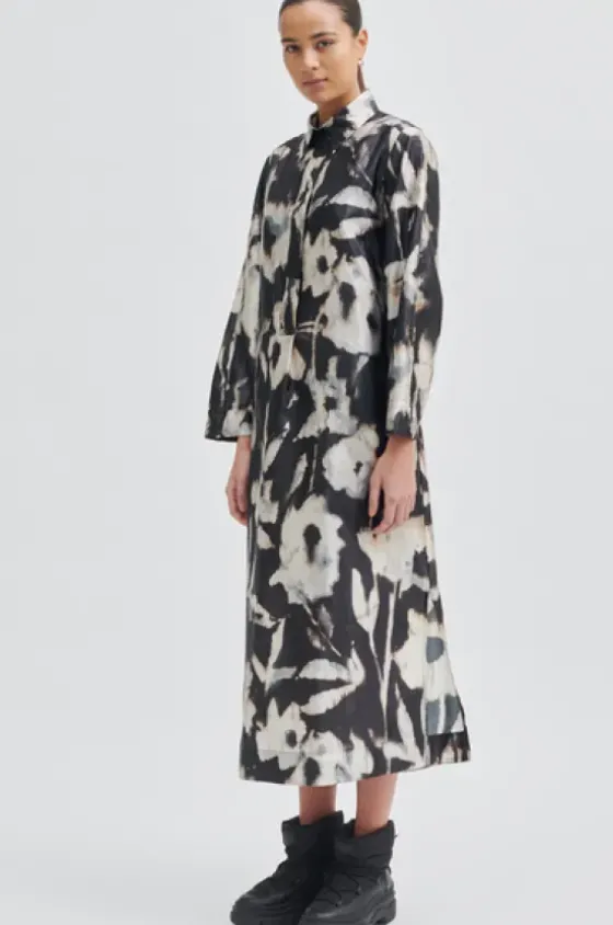 Outlet - Softly paitismekko, Black Mekot Ja Hameet