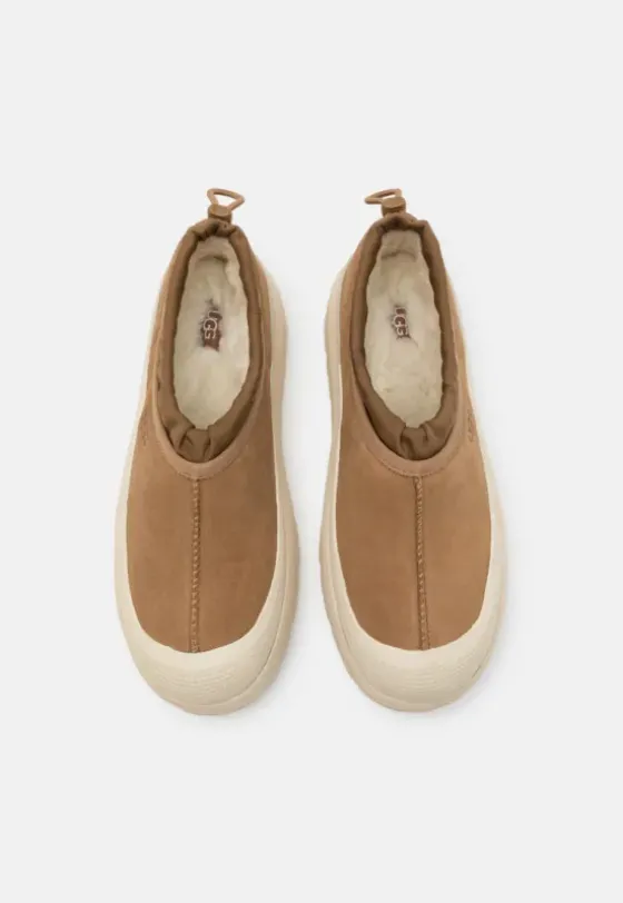 - Tasman miesten Weather Hyb, chestnut/whitecap Tennarit Ja Loaferit|Ugg