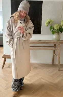Online Walance pitkä villakangastakki, beige melange Ulkotakit Ja -Liivit|Uutuudet