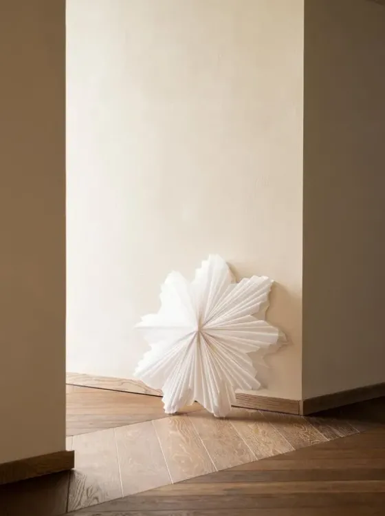 New Watt&Veke - Daisy 60 tähti, valkoinen Paperitähdet